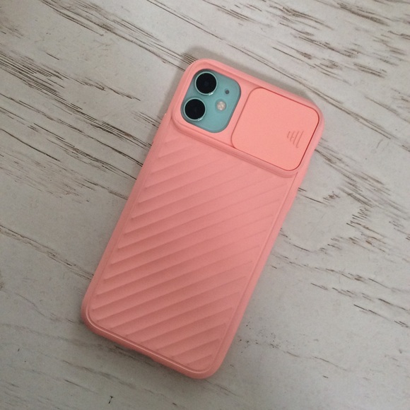 BNWT iPhone11 Phone Case with Camera Protection - Picture 5 of 8